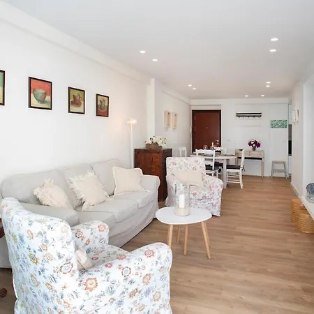 Apartment Alay Puerto Marina Benalmadena